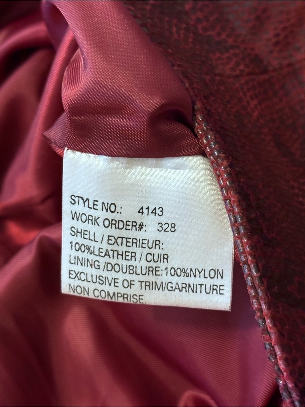 Vintage Saks Fifth Avenue Burgundy Python 100% Snake leather pants. - Picture 6 of 10